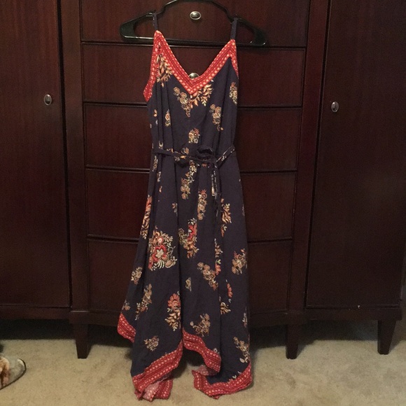 Xhilaration Dresses & Skirts - Xhilaration Hankerchief Sundress